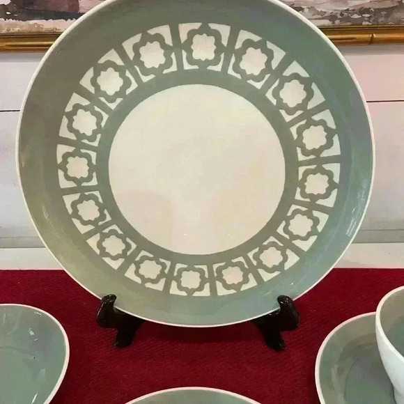 Vintage Persian key by Harker five piece plate setting Ironstone USA made - Picture 3 of 6